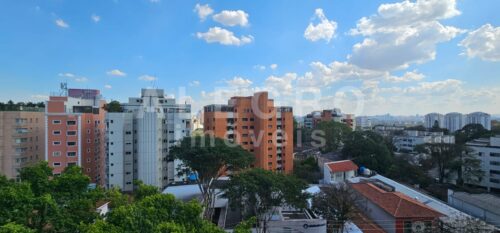 Apartamento novo e semimobiliado em Pinheiros. Nunca habitado, em andar alto