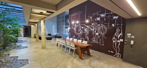 Apartamento novo e semimobiliado em Pinheiros. Nunca habitado, em andar alto
