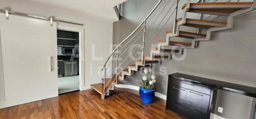 Apartamento duplex, alto padrão, ponto nobre nos Jardins em rua sem saída