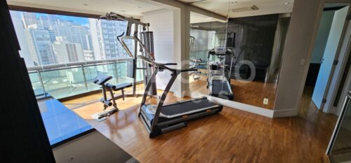 Apartamento duplex, alto padrão, ponto nobre nos Jardins em rua sem saída