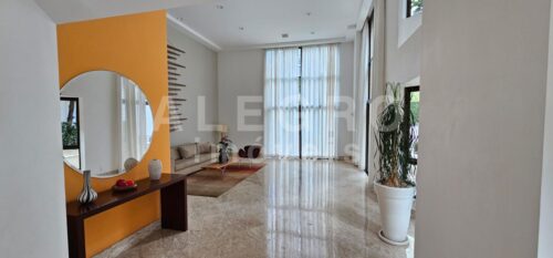 Apartamento duplex, alto padrão, ponto nobre nos Jardins em rua sem saída