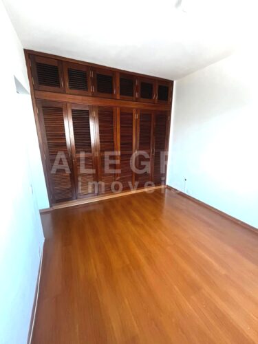 Belo apartamento com 131m² em área privilegiada de Perdizes