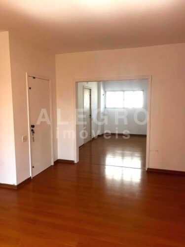 Belo apartamento com 131m² em área privilegiada de Perdizes