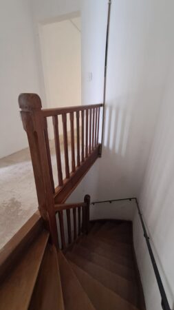 Casa Comercial / Residencial próximo a PUC