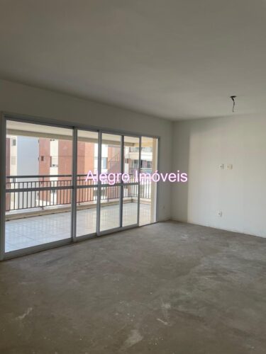 Apartamento de 156 m² com 3 suítes à venda na Água Branca