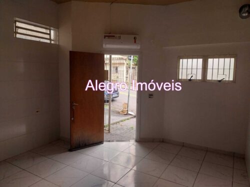 Galpão de 38m² para Locação Comercial na Vila Pompéia