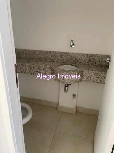 Apartamento de 156 m² com 3 suítes à venda na Água Branca