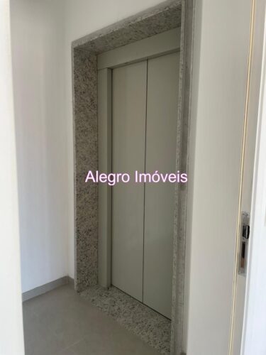 Apartamento de 156 m² com 3 suítes à venda na Água Branca