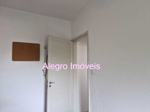 Apartamento, aluguel, 2 Dorm. com varanda em Perdizes