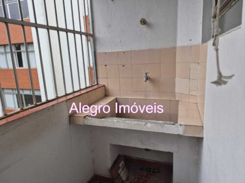 Apartamento, aluguel, 2 Dorm. com varanda em Perdizes