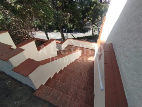 Linda casa em estilo colonial no Pacaembu