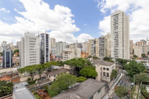 Locação na Barra Funda 1 dormitório / 41m²/ 1 vaga / andar alto