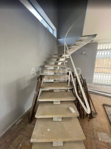 Casa Comercial toda reformada, com excelente localização para o seu negócio no Pacaembu