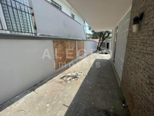 Casa Comercial toda reformada, com excelente localização para o seu negócio no Pacaembu