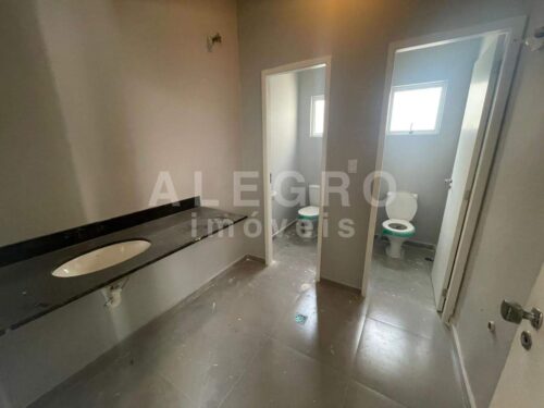Casa Comercial toda reformada, com excelente localização para o seu negócio no Pacaembu