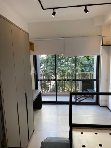 Studio na Bartira, locação/venda, pertinho da PUC.