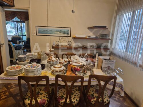 Clássico apartamento de Santa Cecília, para locação