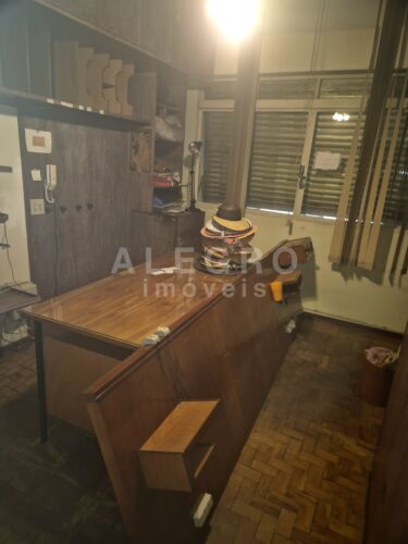 Clássico apartamento de Santa Cecília, para locação