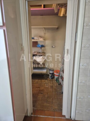 Clássico apartamento de Santa Cecília, para locação
