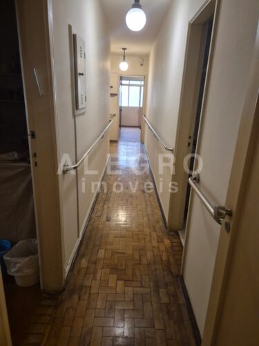Clássico apartamento de Santa Cecília, para locação