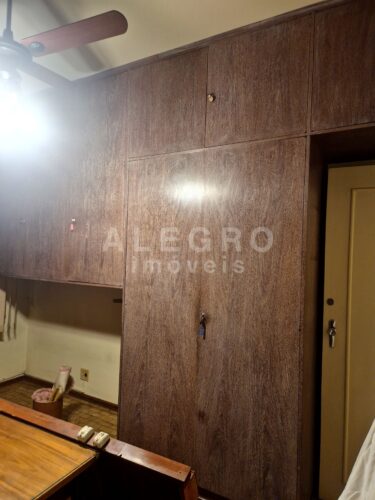 Clássico apartamento de Santa Cecília, para locação