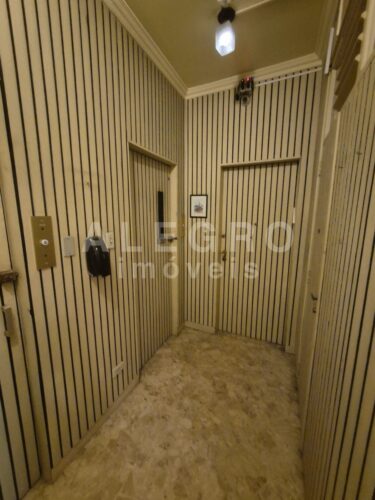 Clássico apartamento de Santa Cecília, para locação