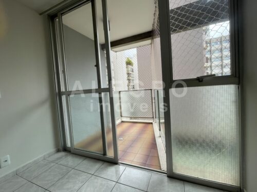 Apartamento de 68m² com sacada em Perdizes