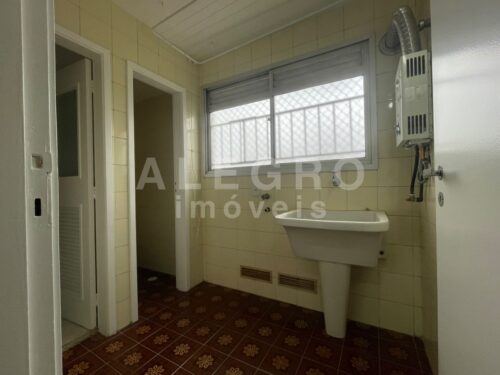 Apartamento de 68m² com sacada em Perdizes