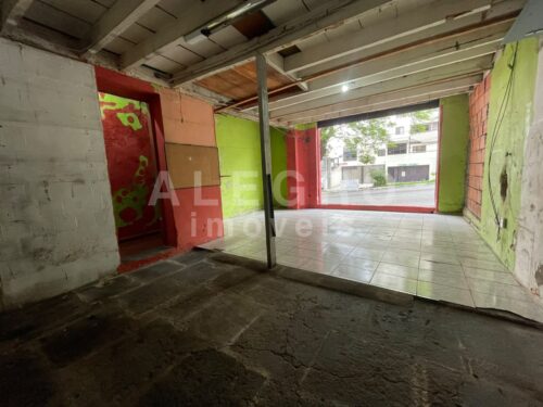 Loja com ótima localização comercial e 30m², para locação na Av. Pompeia