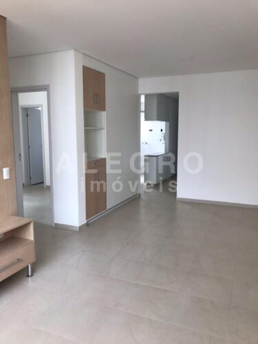 Apartamento reformado, 49m² na Vila Buarque, com garagem