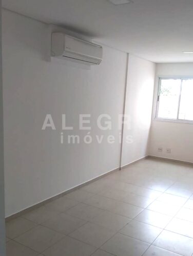 Apartamento reformado, 49m² na Vila Buarque, com garagem