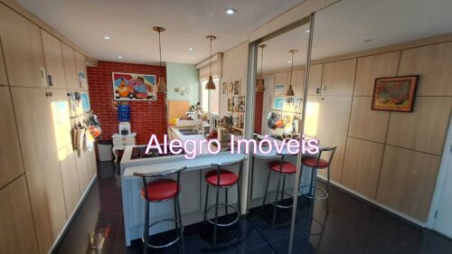 Apartamento de 128 m² com 2 quartos, 1 suíte e terceiro reversível, à venda em Água Branca