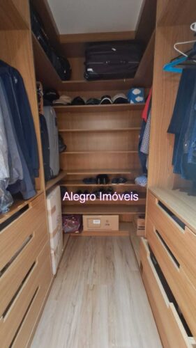 Apartamento de 128 m² com 2 quartos, 1 suíte e terceiro reversível, à venda em Água Branca