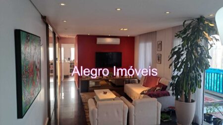 Apartamento de 128 m² com 2 quartos, 1 suíte e terceiro reversível, à venda em Água Branca